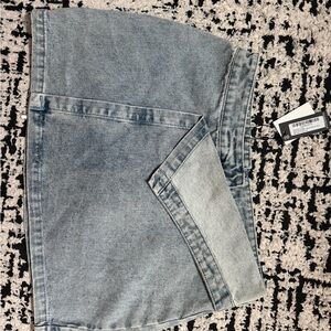 PrettyLittleThing Asymmetrical Denim Skirt - Blue women’s size large 12